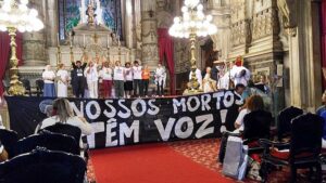 Imagem: Brasil de Fato na ocasião dos 26 anos da Chacina da Candelária